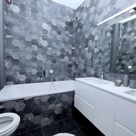 Apartment *citadel* 2br - Center